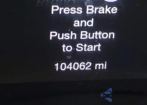 2021 Jeep Grand Cherokee Laredo E 4X4 из США, поврежденный, VIN 1C4RJFAG1MC502345